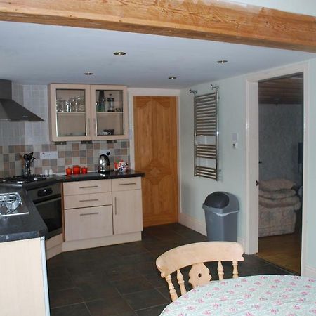 Ty Gylfinir Vila Llandegla Exterior foto